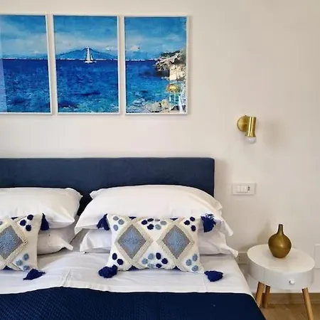 Petite Apartment