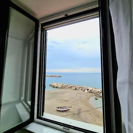 Apartment Petite